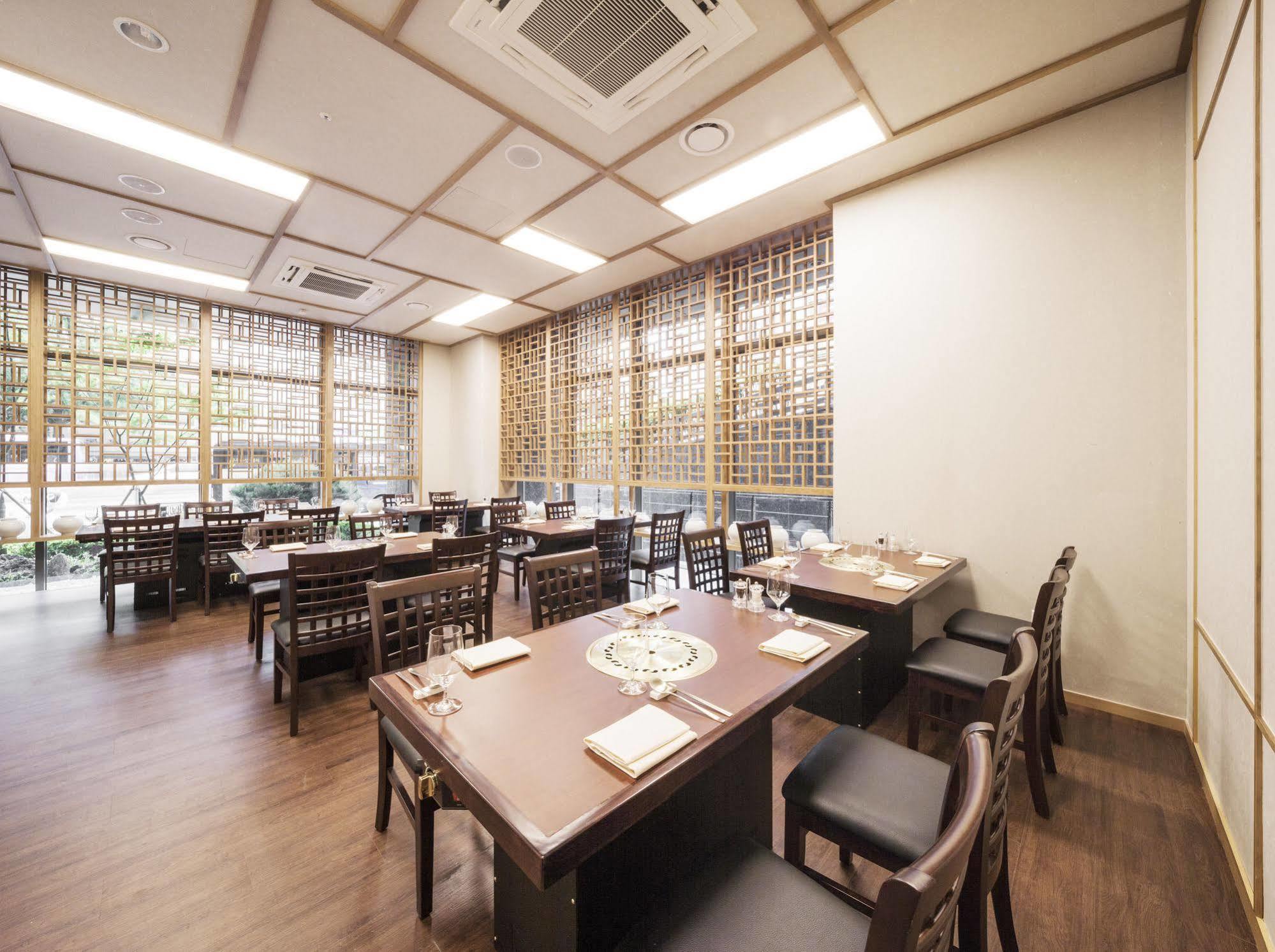 Voco Myeongdong By Ihg
