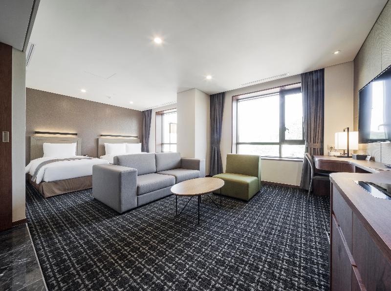 Voco Myeongdong By Ihg 4*